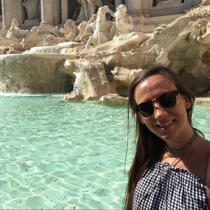 Meet your Posher, Sarah